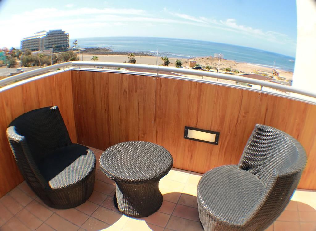 Alquilaencanarias-Medano Los Martines Beachfront A El Medano  Bagian luar foto