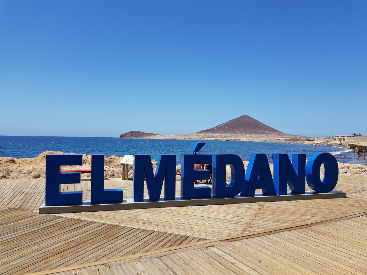 Alquilaencanarias-Medano Los Martines Beachfront A El Medano  Bagian luar foto